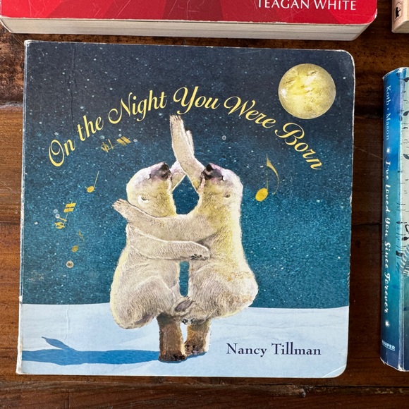 Best Baby Book Bundle - Picture 3 of 6